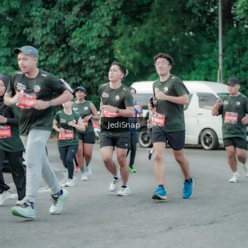 Runner Photo 3890775