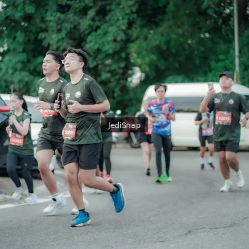 Runner Photo 3890795