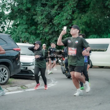 Runner Photo 3890809