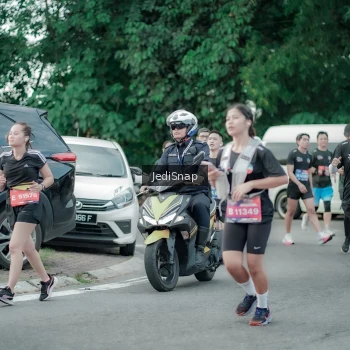 Runner Photo 3890871