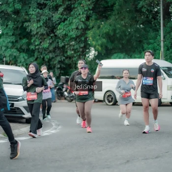 Runner Photo 3890945