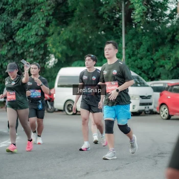 Runner Photo 3890978