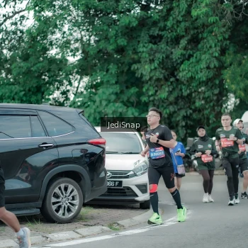 Runner Photo 3891092