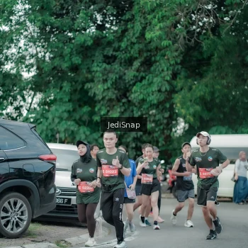 Runner Photo 3891154