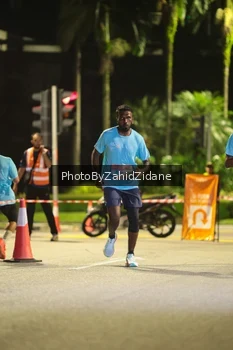 Runner Photo 3891188