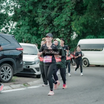 Runner Photo 3891261