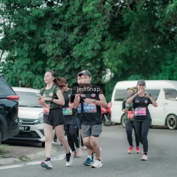 Runner Photo 3891264