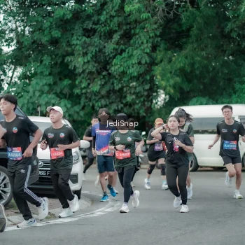 Runner Photo 3891312
