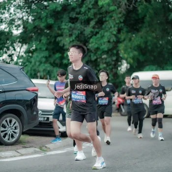 Runner Photo 3891355