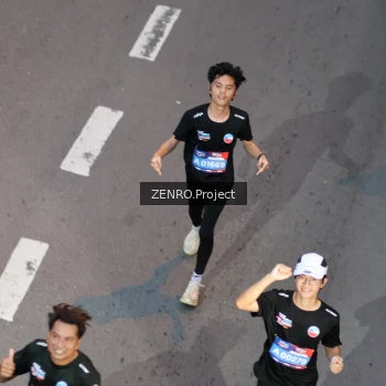 Runner Photo 3891373