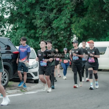 Runner Photo 3891385