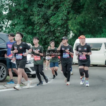 Runner Photo 3891409