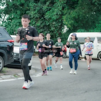 Runner Photo 3891442
