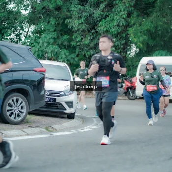 Runner Photo 3891445