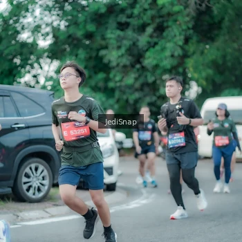 Runner Photo 3891462