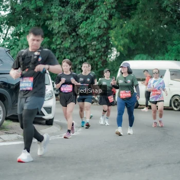 Runner Photo 3891471