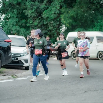 Runner Photo 3891492