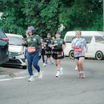 Runner Photo 3891498