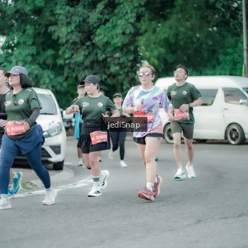 Runner Photo 3891509
