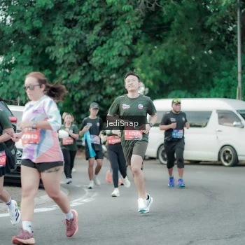 Runner Photo 3891528