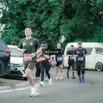 Runner Photo 3891541