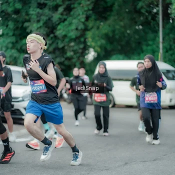 Runner Photo 3891621
