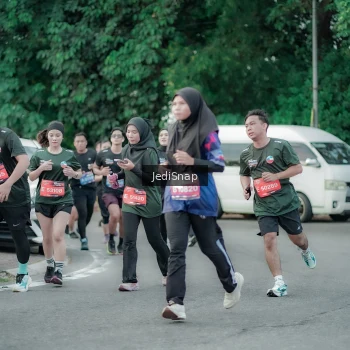 Runner Photo 3891654