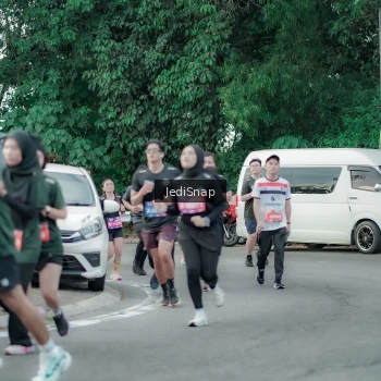 Runner Photo 3891662