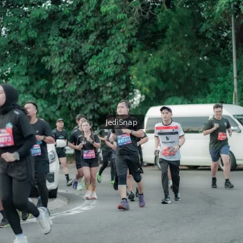 Runner Photo 3891675