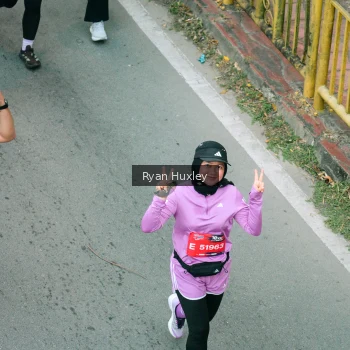Runner Photo 3891677
