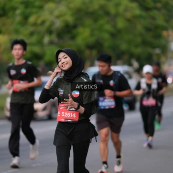 Runner Photo 3891690