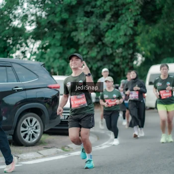 Runner Photo 3891915