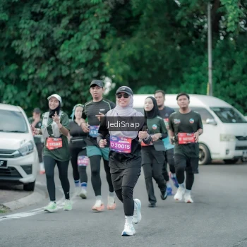 Runner Photo 3892077