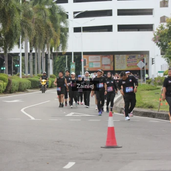 Runner Photo 3892102