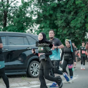 Runner Photo 3892150