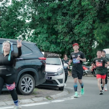 Runner Photo 3892187