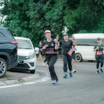 Runner Photo 3892294