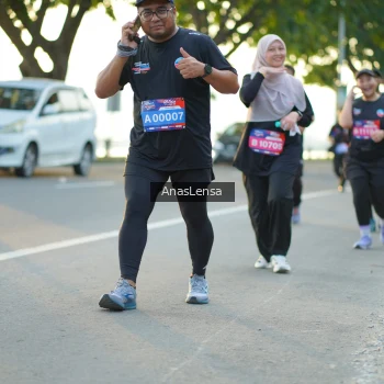 Runner Photo 3892295
