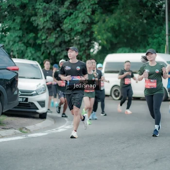 Runner Photo 3892339