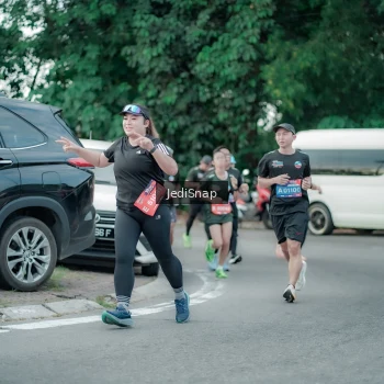 Runner Photo 3892347