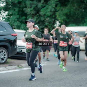 Runner Photo 3892365