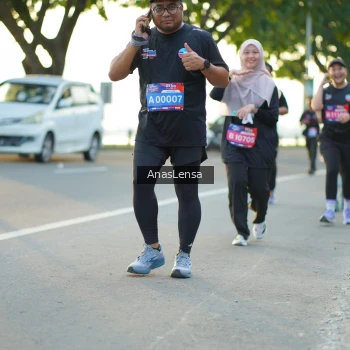 Runner Photo 3892384