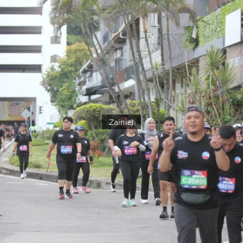 Runner Photo 3892396