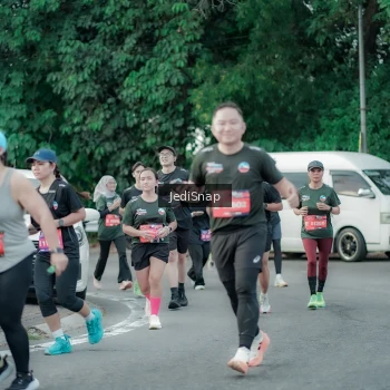 Runner Photo 3892413