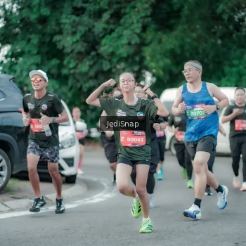 Runner Photo 3892414