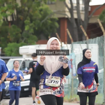 Runner Photo 3892435
