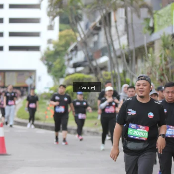 Runner Photo 3892444