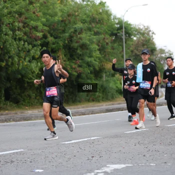 Runner Photo 3892456