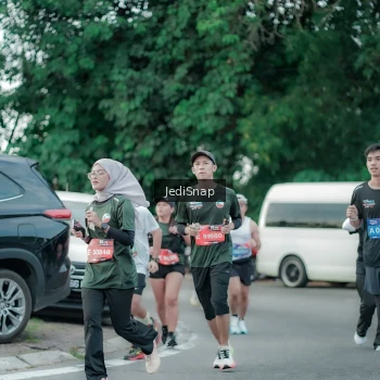 Runner Photo 3892511