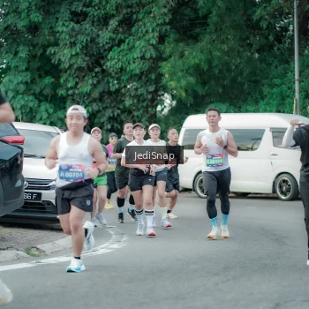 Runner Photo 3892527